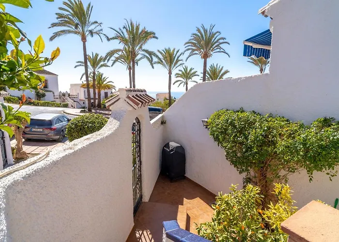 Hibiscos 36 San Juan De Capistrano Casasol * Nerja